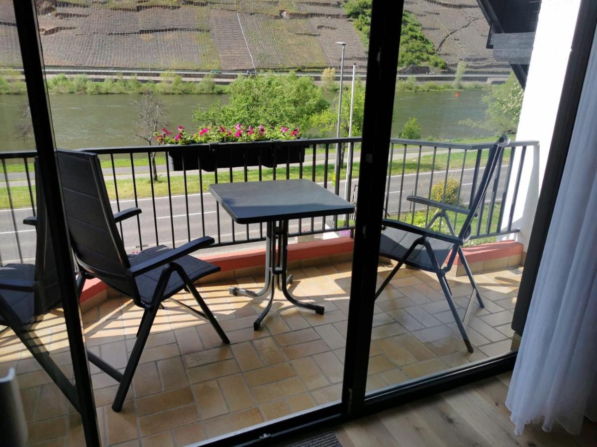 Haus Weingarten Appartements-Zimmer Ernst Exterior foto